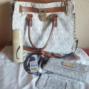 Mk Hamilton Vanilla Large